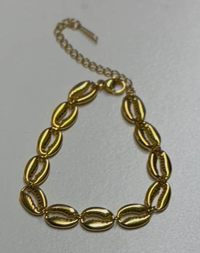 Gold Cowrie Shell Linked Bracelet 