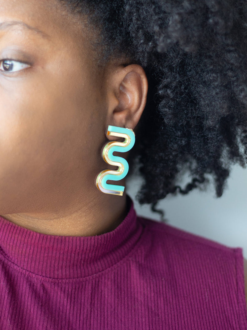 Vea Mini - Acrylic Colorful Statement Stud Earrings: Black and Gold