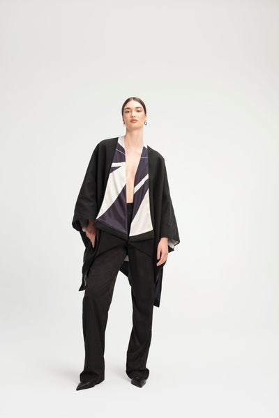 Amy Poncho Fama Noir 2 | Nubian Hueman